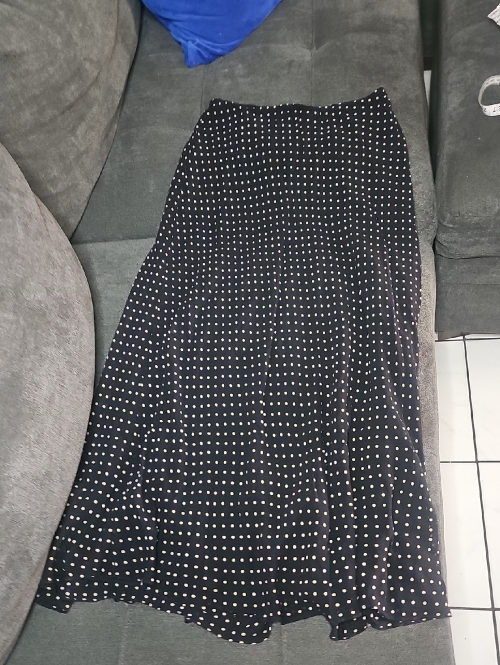 Dkny Black Maxi Skirt with White Polka Dots Size 10